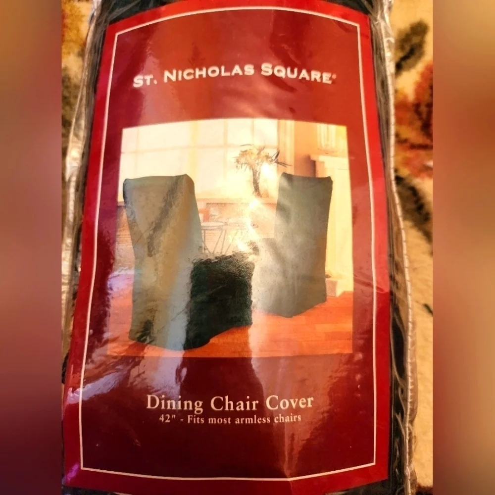 St Nicholas square chair covers